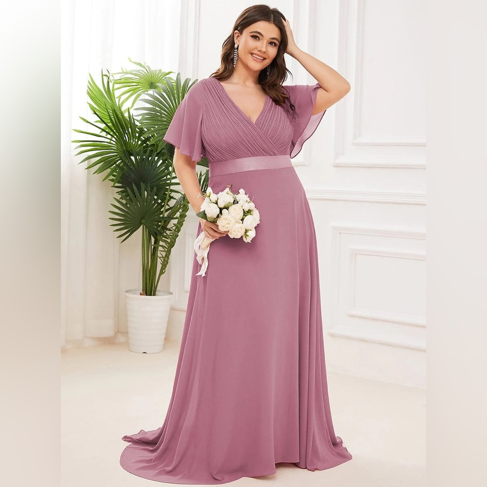 Plus Size Empire Waist V Back Chiffon Bridesmaid Dress with Short Sleeves - NEW